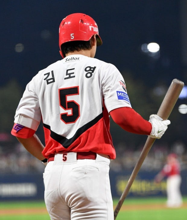 KIA LG 준플레이오프 1차전 승리! 김도영 멀티 홈런 4타점 폭발, 2차전 전망은?