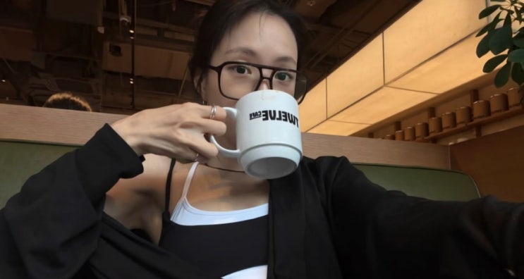 손나은 <b>모친상</b> 비보, 동생 <b>손새은</b>과 <b>빈소</b> 지켜