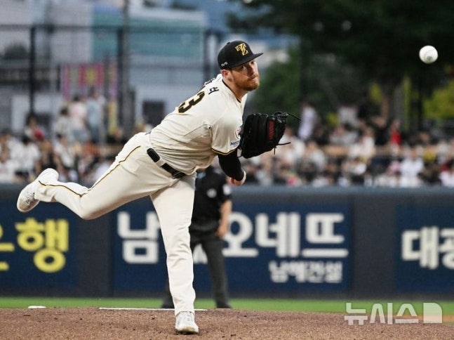 KIA-LG 준PO 2차전 선발 예고, 올러와 임찬규가 맞붙는다