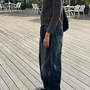 지그재그 신규 입점 브랜드! 엘쏘오르 페이드 워싱 벌룬 사이드 폴딩 와이드 데님 팬츠 진청 ....