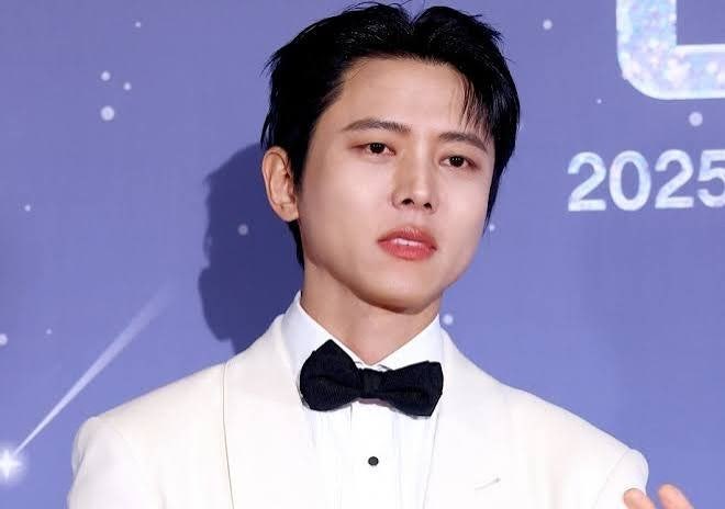 “엄마가 왜 50만원을 줬을까?” 똑닮은 미모보다 더 놀라운 여행 선물, 결국 오열한 주우재