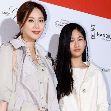 미스코리아 진 오현경, 홀로 키운 23세 딸 근황 봤더니…10년 유학 끝낸 딸의 선택에 다들 깜....