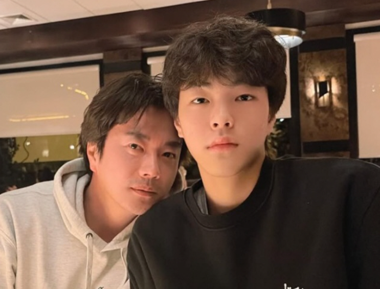 엄마가 고른 사진 vs <b>아들</b>이 고른 사진… 권상우 <b>손태영 아들</b> 룩희가....