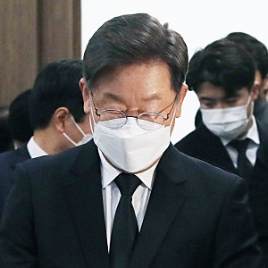 이재명 대통령도 울컥한 '7살 딸'…순직 소방관 유족 혜택 총정리