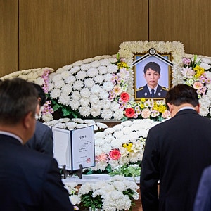 이재명 대통령 순직 소방관 조문, 7살 딸 소식에 먹먹…“희생 영원히 기억”