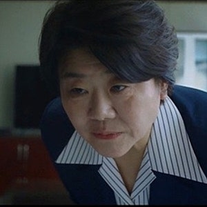 “김지원 계약을 병원장이 거절했다고?” 닥터X 이정은, 꺼낸 협상 카드는 '새 계약서'
