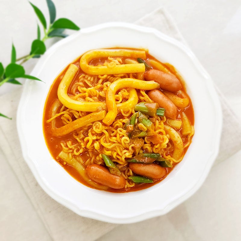 "로제떡볶이 소스 부족할 때?"풀무원 누들로제 밀키트에 두유 고추장 더해 맛있게 만들기