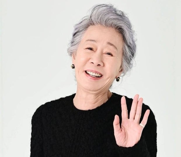 윤여정, 벌써 팔순? 정재승·김수철과 함께한 깜짝 근황과 특별한 생일 파티 현장