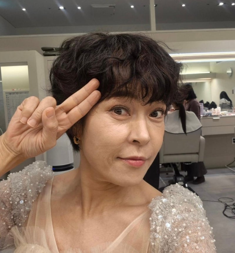 조혜련 8kg 감량, 연극 준비가 계기였다…10월 SNS에 올린 근황