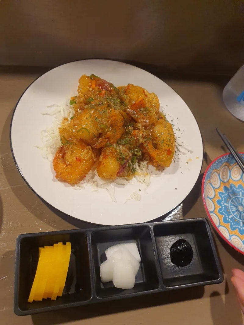[부산역 맛집] 차이나타운 장만옥 65년 전통 만두집 칠리새우와 군만두 후기