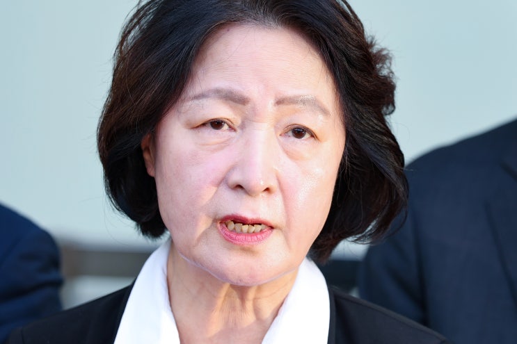 <b>추미애</b> 경기도지사 소방관 발언 논란과 예산 삭감 파장