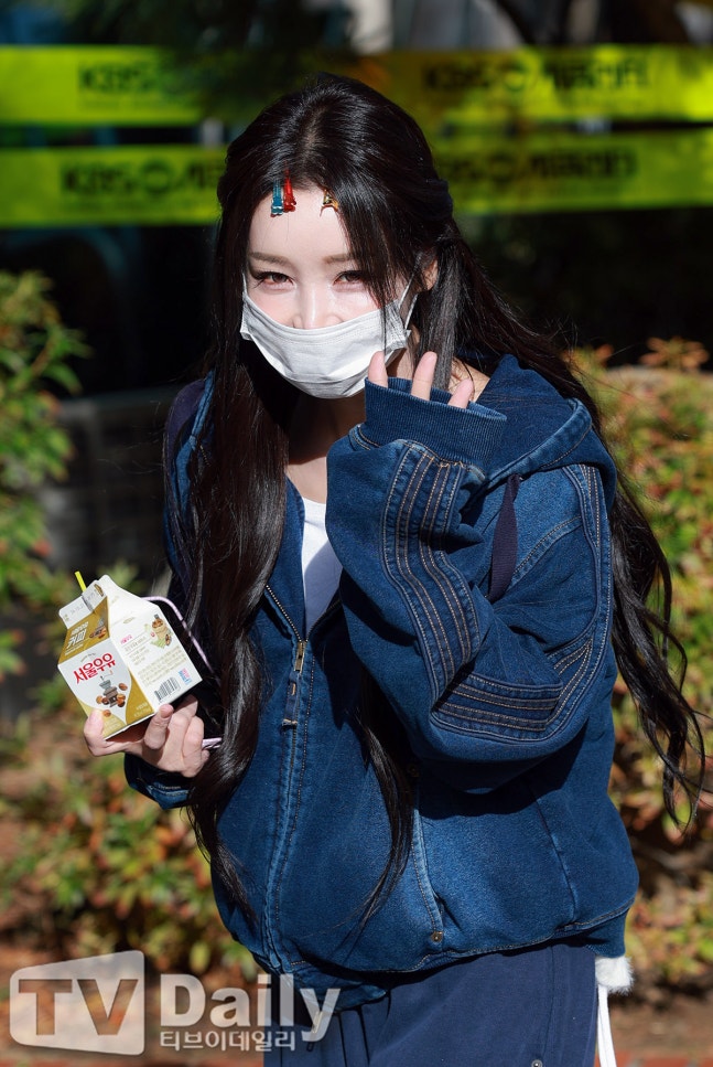 [TD포토] 씨야 남규리 '마스크로 가려지지 않는 미모'