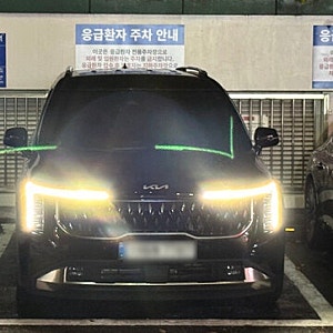 "응급환자 구역에 30분 주차"… 김민석 더불어민주당 대표, 순직 소방관 조문 중 또다시 구설....