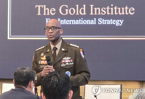 브런슨 주한미군사령관 “한국은 DMZ 남쪽부터 시작”…영토주권 논란에 유엔사 진화