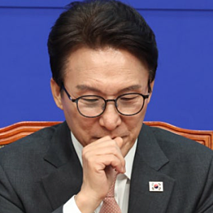 [속보] 김민석 차량, 응급환자 전용구역에 주차했다가 논란 확산…민주당 "변명의 여지 없는 ....