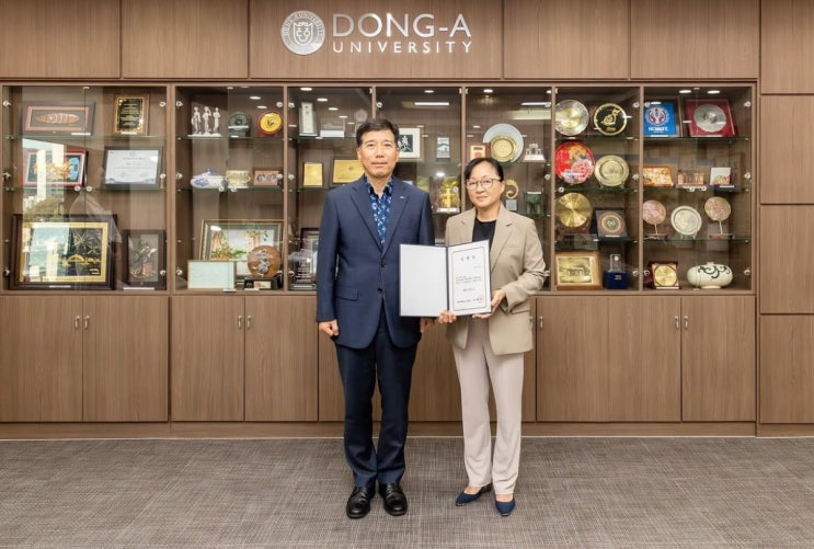 <b>급식대가 이미영</b>, <b>대학 교수</b> 됐다…식당 개업은 미룬 이유