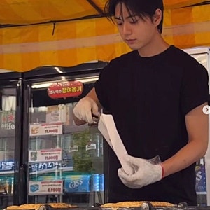 차은우 닮은 붕어빵 사장님 화제! ‘붕은우’ 누구길래 2시간 웨이팅? 파는 곳이 어디야?