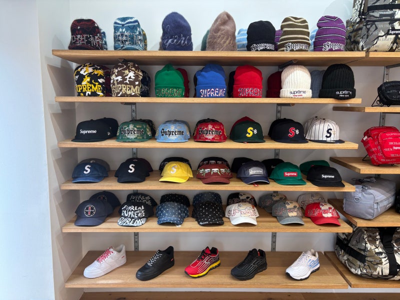도쿄 오모테산도 쇼핑 Supreme Harajuku Sup 슈프림 모자 및 고메효 빈티지