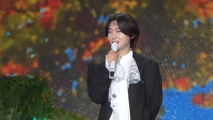 <b>김용빈</b> 수십억 러브콜 다 뿌리쳤다… 돈보다 중요했다는 "이곳" 대....