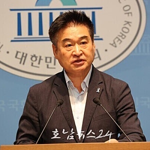 최혁진 의원 “김건희 석방 전 조희대 탄핵안 당장 발의해야”.. 즉시 표결·법사위 탄핵청문....
