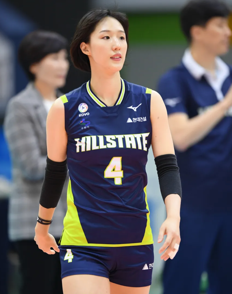 배구선수 황연주 프로필 김연경 원더독스 흥국생명 연자매 꽃사슴 결혼 남편 연봉 소속 은퇴....
