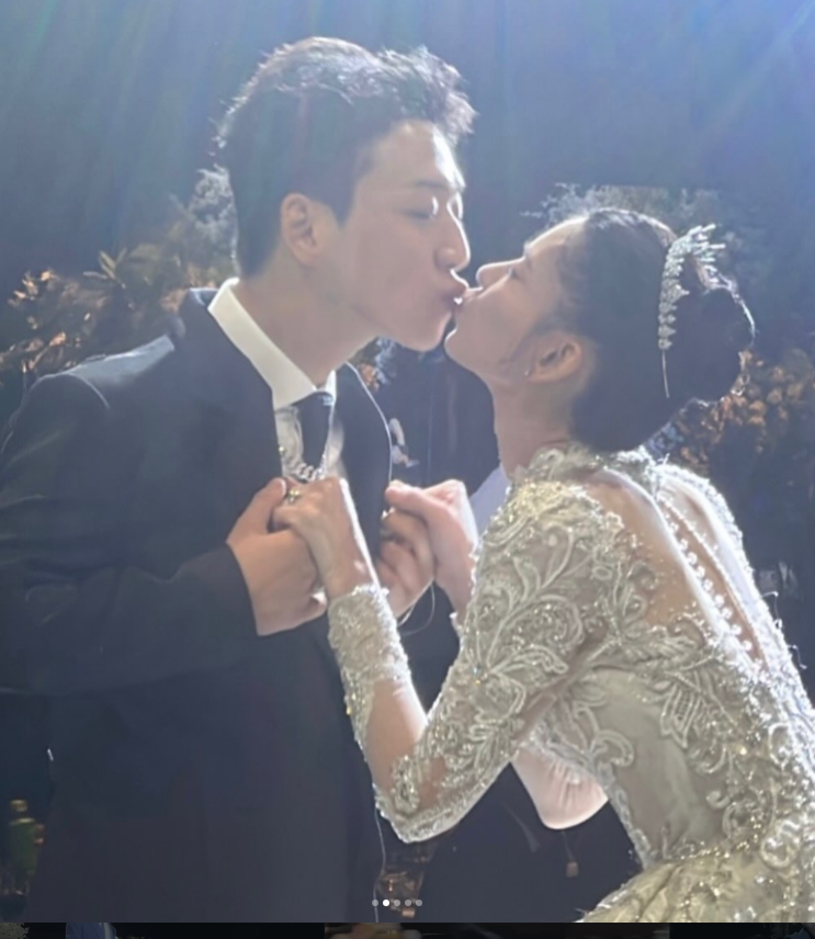 <b>양홍원</b>, 원현주와 <b>결혼</b>하더니 “모텔 들어가는 기분”…축하 속 엇....