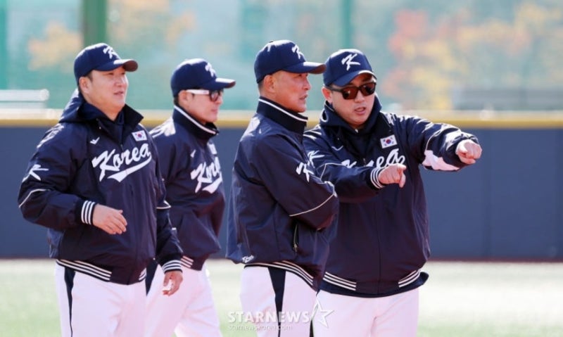 APBC 대표팀 새 사령탑은 최원호! WBC 8강·AG 5연패 함께한 코치가 지휘봉 잡았다 | 류지현 감독 ....