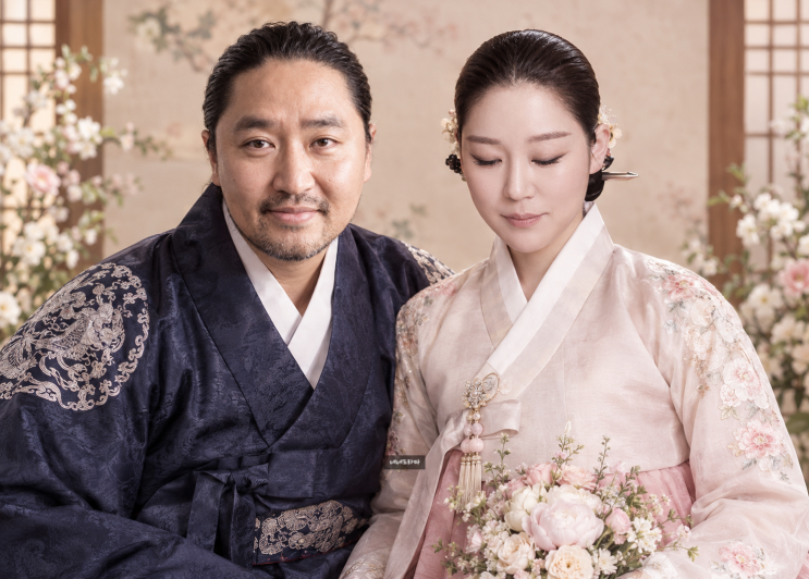 1700만 명량 <b>김한민</b> 감독 15세연하 <b>명창</b> <b>이소영</b> 11월<b>결혼</b> 늦장가 간다