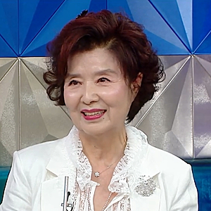 75세 미혼 윤미라, 최고령 미우새 합류하더니 "서방만 없지 옷방은 3개" 꺼냈다