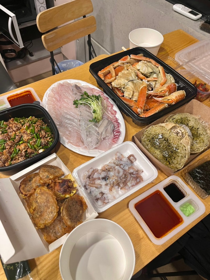 "강릉 중앙시장" 직접 사 먹은 먹거리 리스트