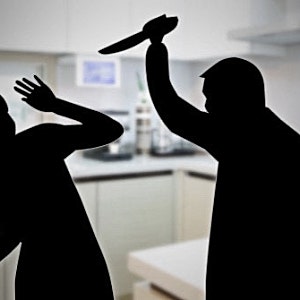 “불안하다” 경찰에 신고까지 했는데… 사흘 뒤 전남편에게 흉기 피습