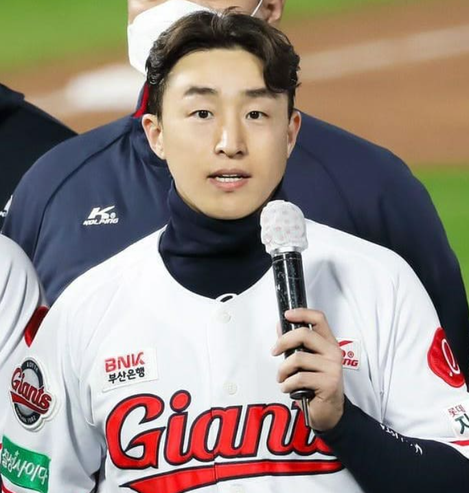 2,655안타 '대타자'의 씁쓸한 결별…손아섭 포함 11명 재계약 불가 통보, 롯데 복귀하나?