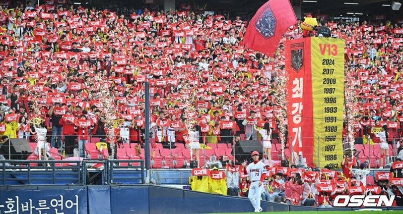 KIA LG 준PO 2연승, PO 진출 비율 77.8%…LG가 떠올릴 ‘두 번의 역스윕’