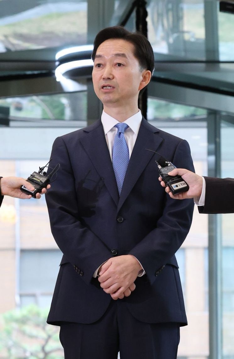 김지용 중수청장 첫 도어스테핑 “수사 정치화 청산” 첫 구속영장에 임은정 감찰까지