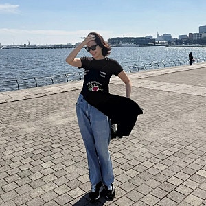 ‘대쪽같은 사복 취향 화제..‘ 손예진 일본 여행 패션