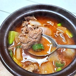 구수하고 진한 국물 맛! 실패 없는 차돌 된장찌개 황금레시피