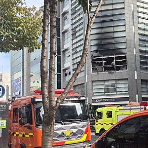 신나 들고 들어간 70대? 점심시간 강남 한복판 덮친 역삼동 연쇄 방화 사건 충격 현장