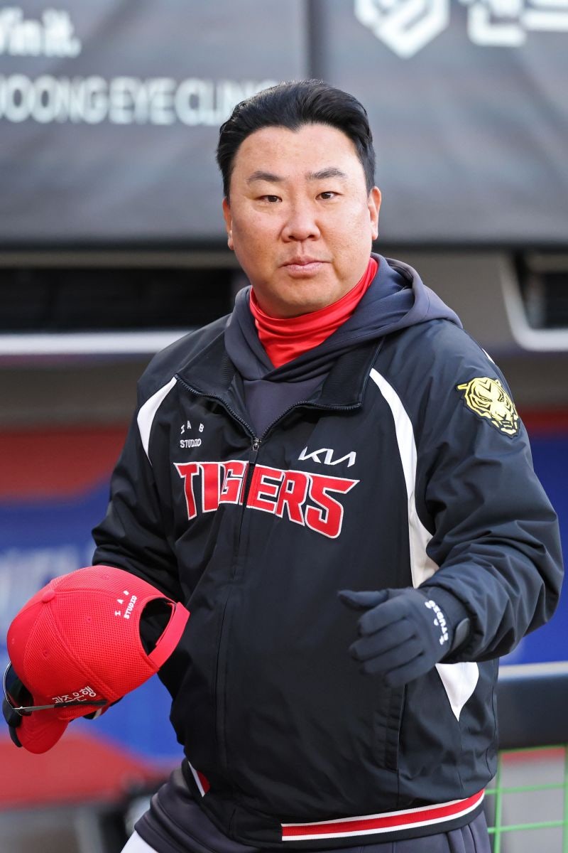 이범호 나이 44세 맞아? KIA 준플레이오프 2연승, 고향·프로필부터 우승 감독 경력까지