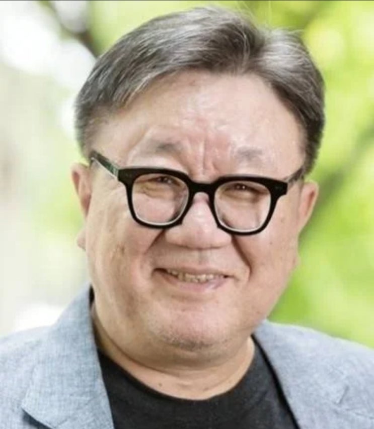 대중음악<b>평론가</b> <b>강헌</b> <b>별세</b>…‘가요는 <b>강헌</b>, 팝은 임진모’ 시대를 ....