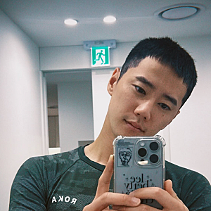 이준영 휴가 근황 공개 군 운동복 입고 더 늠름해진 모습