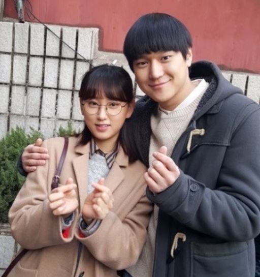 "고경표<b>류혜영</b>, 정말 그런 사이였어?" 갑작스러운 공식 입장에 관....