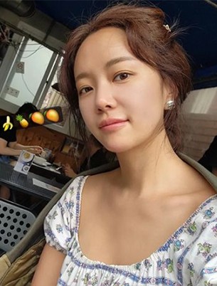 <b>황정음</b> "<b>김용준 보고</b> 싶다".. 9년 만난 사이의 뒤늦은 한마디