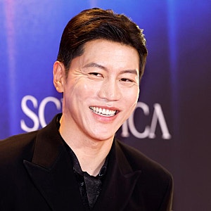 “결혼 생각 없다”더니…음문석, 내년 1월 품절남
