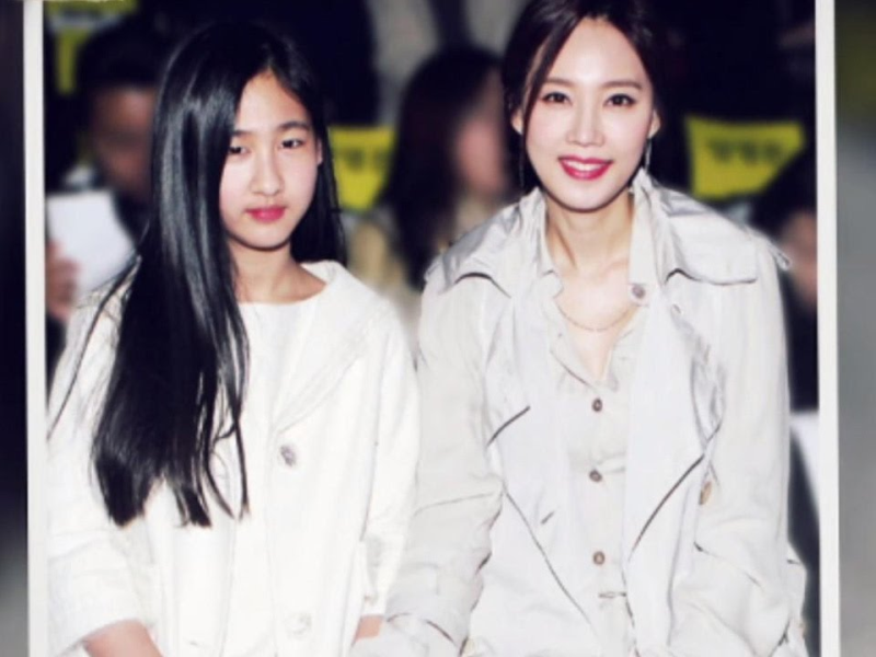 미스코리아 진 오현경, 홀로 키운 딸과 나란히 선 날