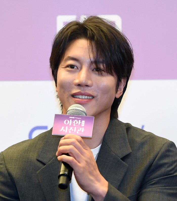 “<b>결혼</b> 계획 없다”던 <b>음문석</b>, 2027년 <b>1월</b> 전한 깜짝 소식