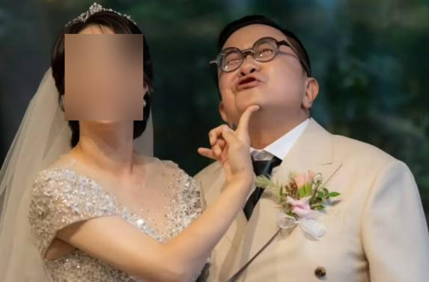 <b>김형진</b> 58세 <b>결혼</b>, 드디어 <b>공개</b>된 비연예인 아내…<b>결혼</b>식 사진에 관....