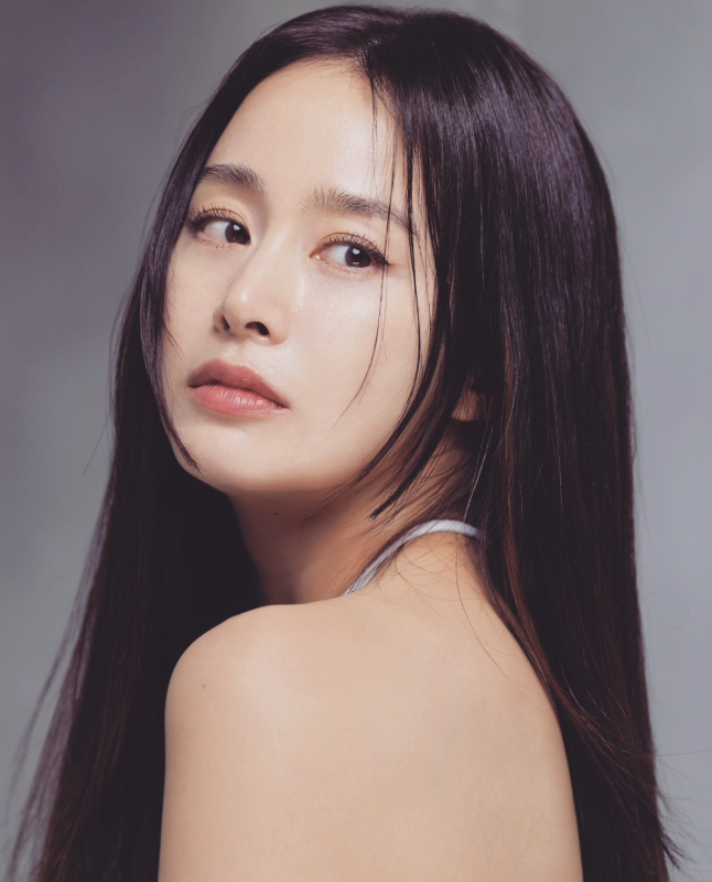 김태희 46세에도 여전한 미모! 서울대 출신 배우의 나이 프로필 남편 비 두 딸 근황