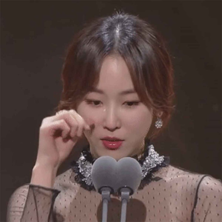 배우 <b>서현진 부친상 비보</b>.. 전세사기 이어 전해진 안타까운 소식
