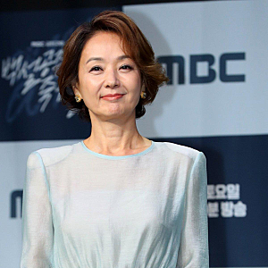 배종옥, 어느새 장모 됐다…조용히 치른 딸 결혼 뒤늦게 확인