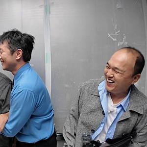 손석구 넥타이 매주는 이서진, ‘비서진’ 일일 비서와 김광규의 반응